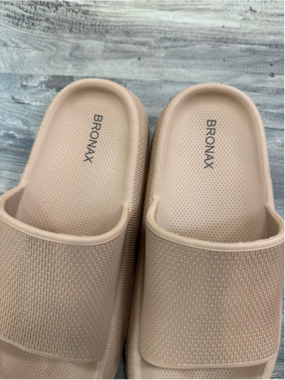 BRONAX Beige Cloud Slides Unisex Cushioned Comfort Sandals Size 8/9 - Picture 4 of 5